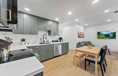 Lehi Apartment | Silicon Slopes Apartment