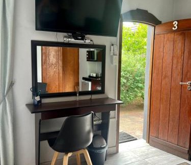 Greater Johannesburg Metropolitan Area House | Silken Trap Accommodation NO LOADSHEDDING