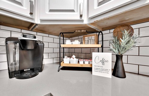Brazos Apartment | Silo Boho Bungalow - Downtown Waco