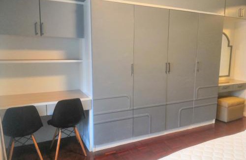 Silom Apartment | Silom room 40 sqm with 2 Queen beds for 4 persons