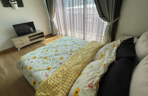 Sathorn Apartment | Silom-Sathorn The Little Hut With Private Area