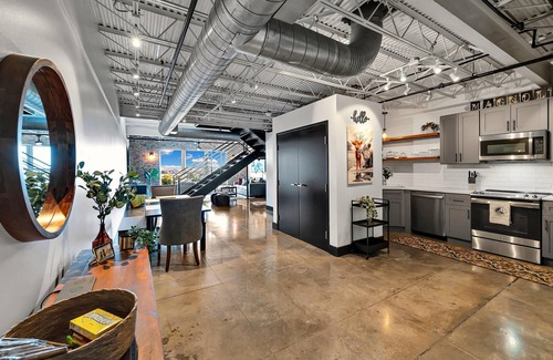 Brazos Condo | Silos on The Sixth- Downtown Waco