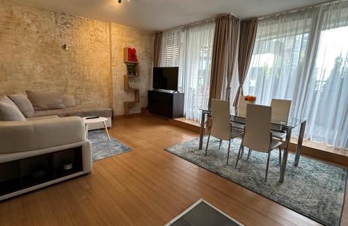 rayon Triaditsa Apartment | Silver city Paradise