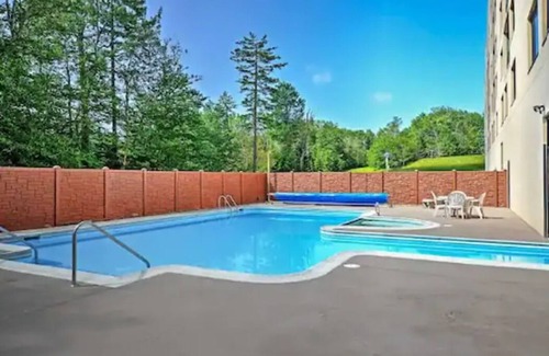 Snowshoe Condo | Silver Creek Studio 1108 Sleeps 6