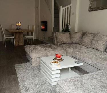 Westcliff-on-Sea Apartment | Silver Dream