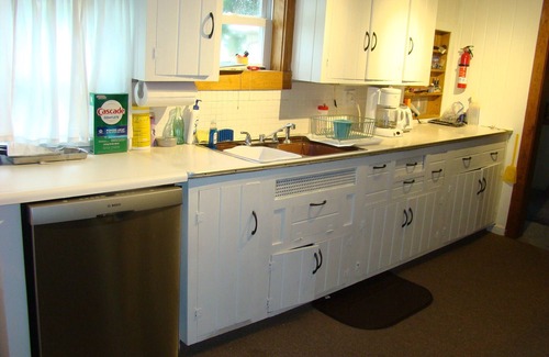 Silver Lake Cottage | Silver Lake IN cottage sleeps 9. Two full baths. Water sports, games, and movies