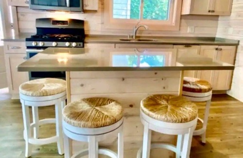 Perry Cottage | Silver Lake Luxury close to Letchworth State Park