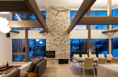 Echo Land House | Silver Maple Chalet by Hakuba White Fox Company