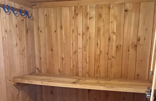 Cochrane Cottage | Silver queen lake lodge
