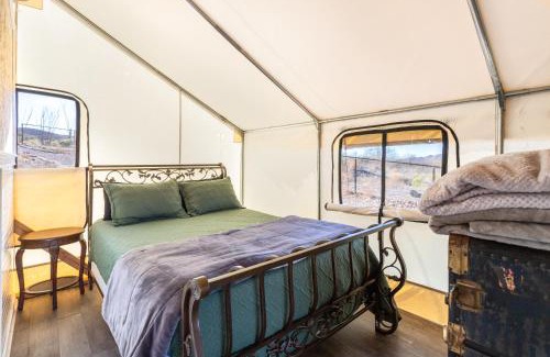 Tombstone Other | Silver Spur Homestead Luxury Glamping -The Tombstone