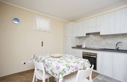 Portoferraio Apartment | Silvia Loft on Hill between Green & White Coast