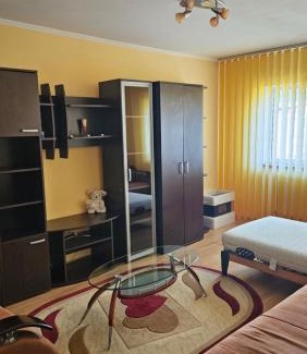 Curtea De Arges Apartment | Simona