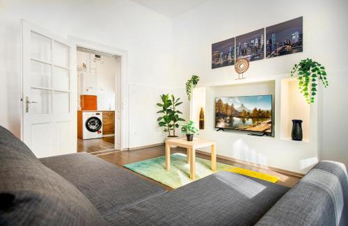 Esztergom Apartment | Simor Apartments 59 spacious home central location