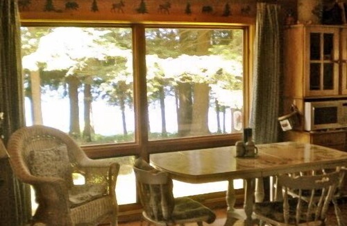 Oxford Cabin | 'Simple Abundance' - Timeless Maine Lakefront Cabin, Deck And Canoe