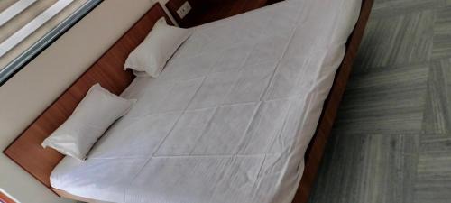 Varanasi Apartment | Simple Blissful - 2 bedrooms independent house