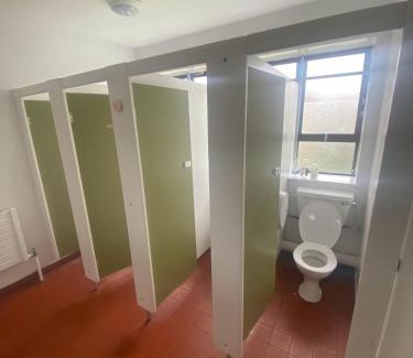 Dublin Apartment | Simple & Comfortable 2 Beds Shared Room Dublin
