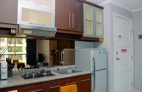 Kelapa Gading Barat Apartment | Simple Living 2BR Apartment City Home near MOI Kelapa Gading