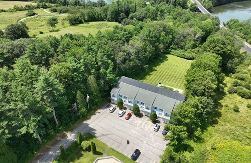 Damariscotta Condo | Simple living in Midcoast Maine