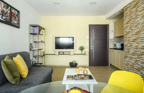 Netanya Apartment | Simple Living in Netanya Center by Sea N' Rent