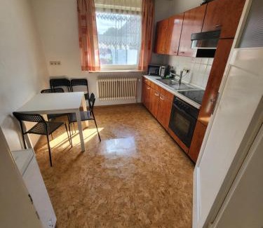 Fallersleben Apartment | Simple Standard 3 Zimmer Apartment - zentral