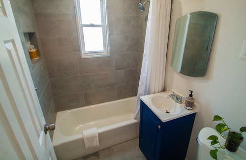 Southeast House | Simple Stay in the Nation's Capital