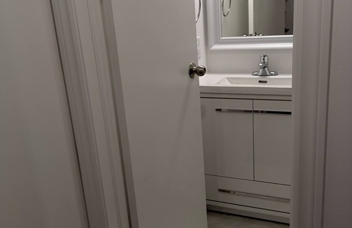 Agincourt House | Simple & Tidy Private Rm @ Basement
