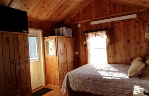 Sundance House | Simple Weekend Getaway near the Black Hills Region of South Dakota