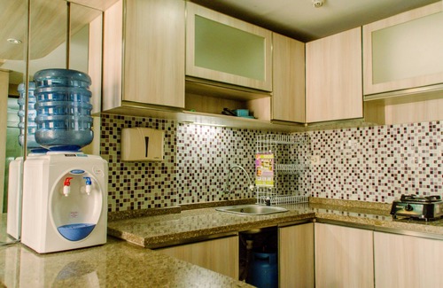 Panunggangan Utara Apartment | Simply and Cozy Pool View 2BR at Great Western Apartment