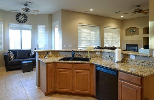 Sonoran Foothills House | Simply Irresistible Superb 4 bedroom Home/Community Pool/North Phoenix/Scottsdale