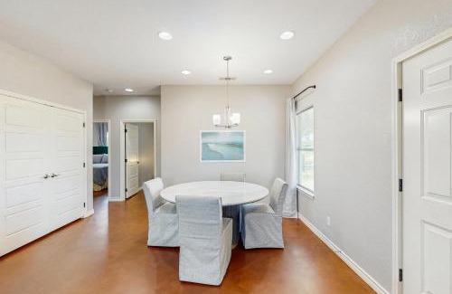 Kingsland House | Simply Lakeshore