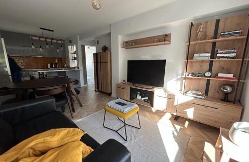 Olivais Apartment | Simply Yellow Apartment
