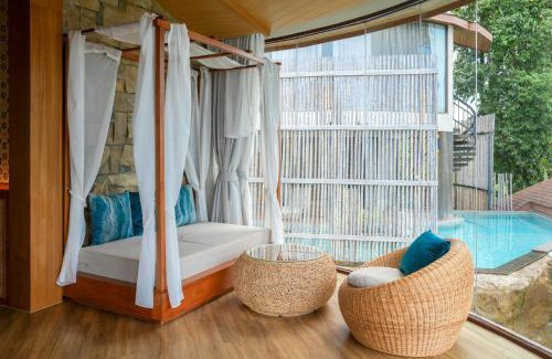 Siray Hotel | Sinae Phuket - SHA Extra Plus