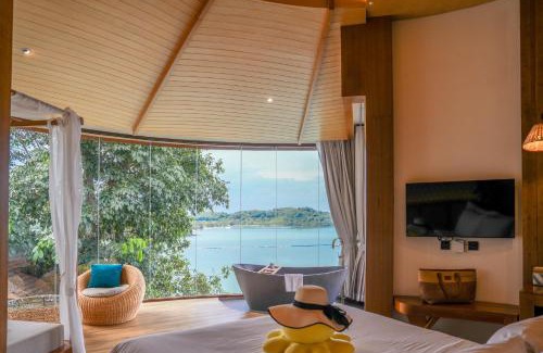 Siray Hotel | Sinae Phuket - SHA Extra Plus