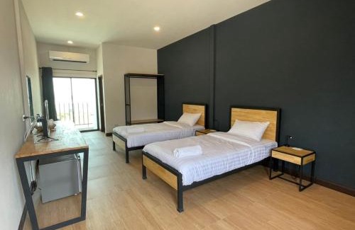 Nikhom Phatthana Hotel | Sinai Hotel
