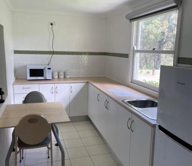 Conjola Hotel | Sinclairs Country Retreat
