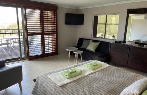 Conjola Hotel | Sinclairs Country Retreat