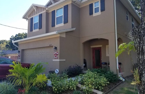 Carver City - Lincoln Gardens House | Single family home, nearby beaches, 2 major malls, downtown and cigar bar