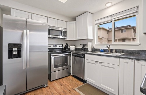 Maple Grove - Franklin Apartment | Single Level Homestay - Prime Location