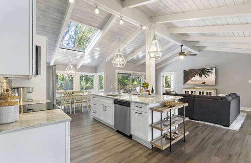 Heritage Woods House | Single level Sea Pines home with a hot tub, just a short walk to the beach!