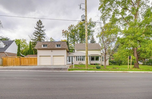 Brampton House | Single Room 3 Brampton Toronto Canada