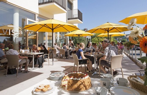 Allensbach Apartment | Single room with en-suite bathroom/WC Category D