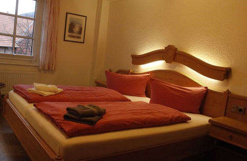 Hann. Muenden Apartment | Single room with shower /toilet, incl. Breakfast - Landgasthaus zum Krug