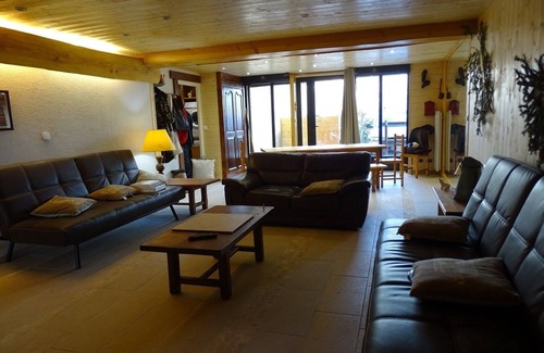 Ax-les-Thermes Apartment | single storey apartment at the foot of the slopes