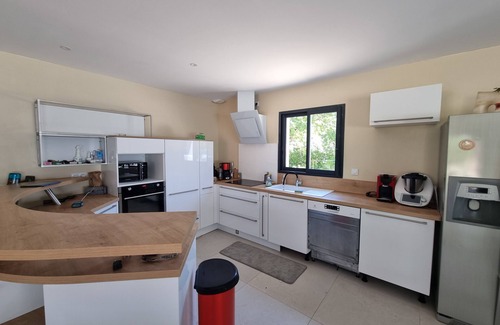 Saint-Ambroix House | SINGLE STOREY VILLA WITH HEATED POOL AND JACCUZI