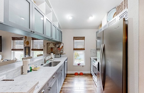Englewood House | Single-story home with private yard, AC, & W/D - walk to beach, & dog-friendly