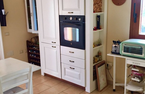 Quartu Sant'Elena Villa | Single villa with tennis court and garden