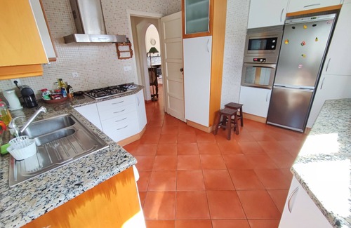 Banzao House | Sintra, traditional rustic V4 house in Colares, Sintra
