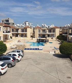 Universal Apartment | Sirena Sunrise Apartment 125
