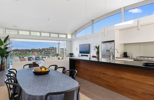 Whale Beach House | SIRIUS by Palm Beach Holiday Rentals