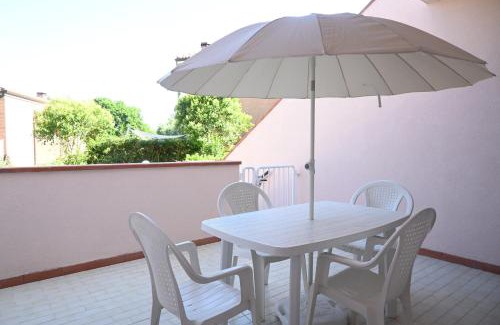 Sirolo Apartment | Sirolo, trilocale con portico e aria condizionata - S205
